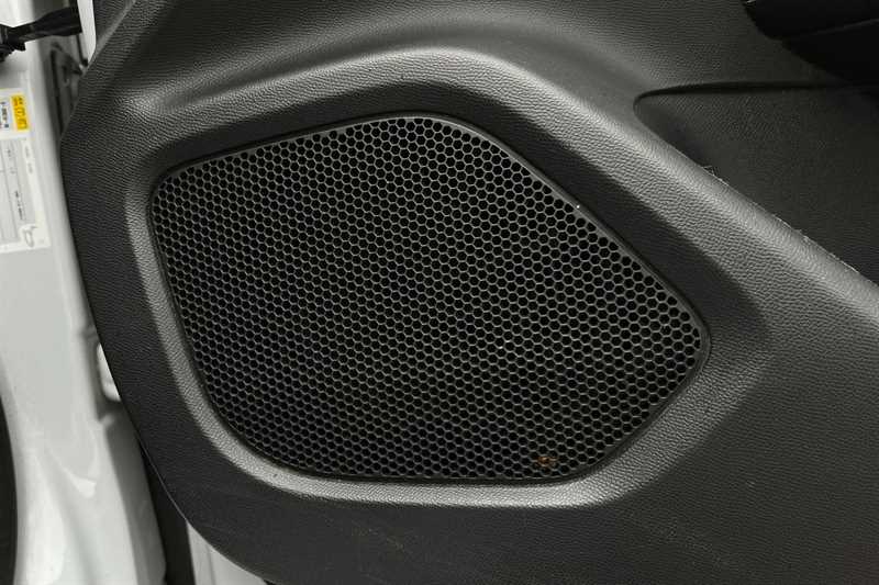 Used Peugeot 2008 2023 for sale - 76516844: Photo 27