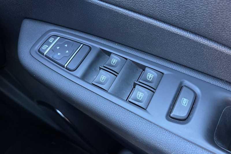 Used Renault Captur 2019 for sale - 78050966: Photo 16