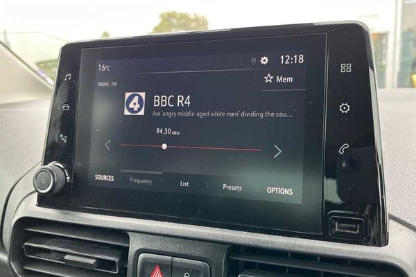 Used Vauxhall Combo Life 2022 for sale - 76229624: Photo 17