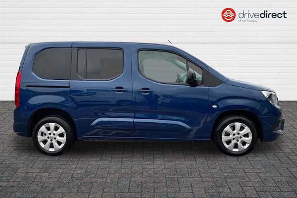 Used Vauxhall Combo Life 2022 for sale - 76229624: Photo 2