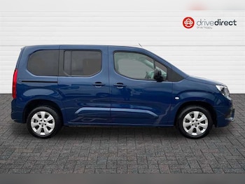 Used Vauxhall Combo Life 2022 for sale - 76229624: Photo