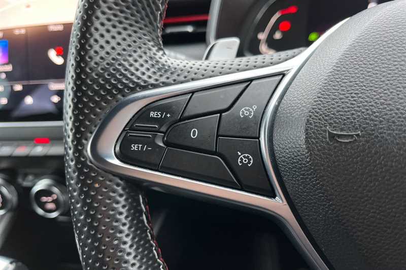 Used Renault Clio 2020 for sale - 76169060: Photo 21