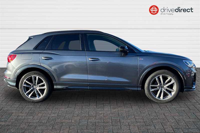 Used Audi Q3 2021 for sale - 77787880: Photo 2