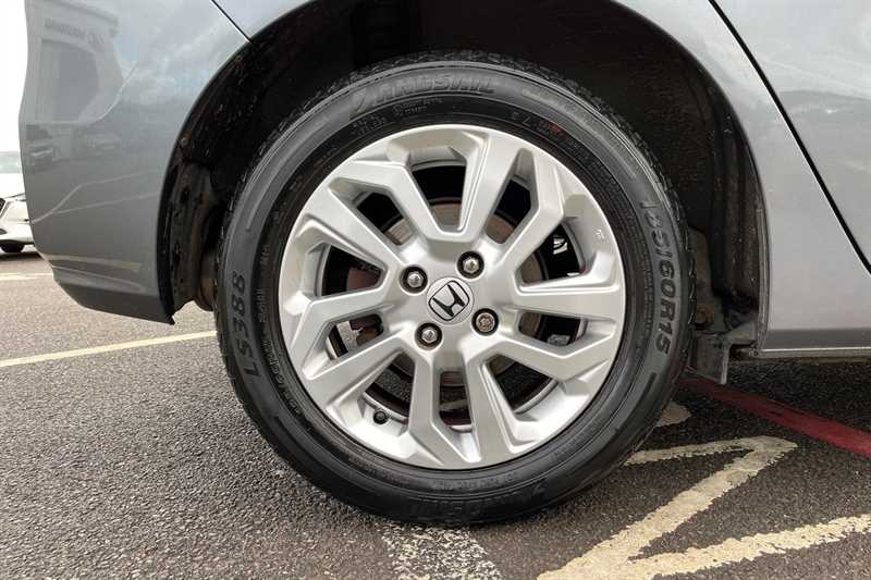 Used Honda Jazz 2019 for sale - 76329390: Photo 11