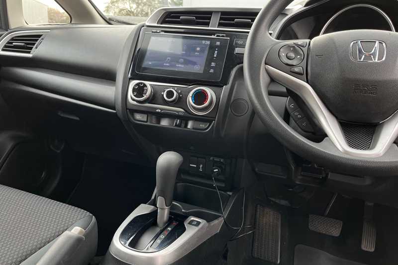 Used Honda Jazz 2019 for sale - 76329390: Photo 14
