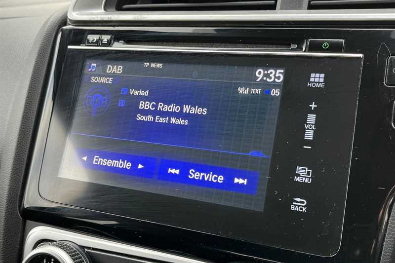 Used Honda Jazz 2019 for sale - 76329390: Photo 17