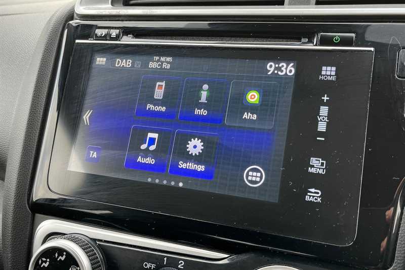 Used Honda Jazz 2019 for sale - 76329390: Photo 18