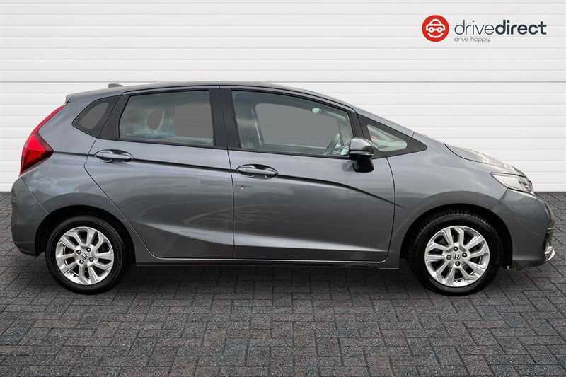 Used Honda Jazz 2019 for sale - 76329390: Photo 2
