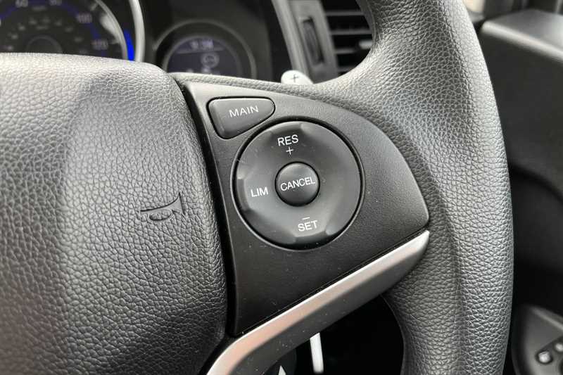 Used Honda Jazz 2019 for sale - 76329390: Photo 22