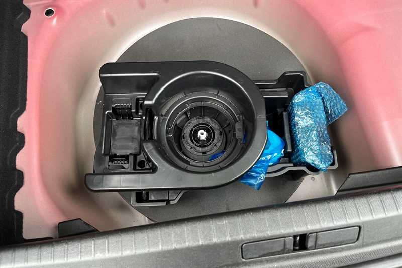 Used Vauxhall Corsa 2023 for sale - 77317378: Photo 37