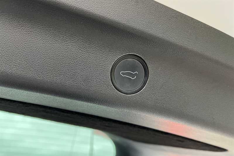 Used Tesla Model Y 2023 for sale - 78051216: Photo 40