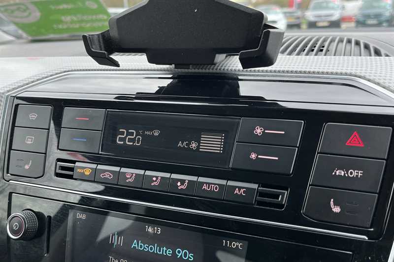 Used Volkswagen up! 2023 for sale - 77887735: Photo 15