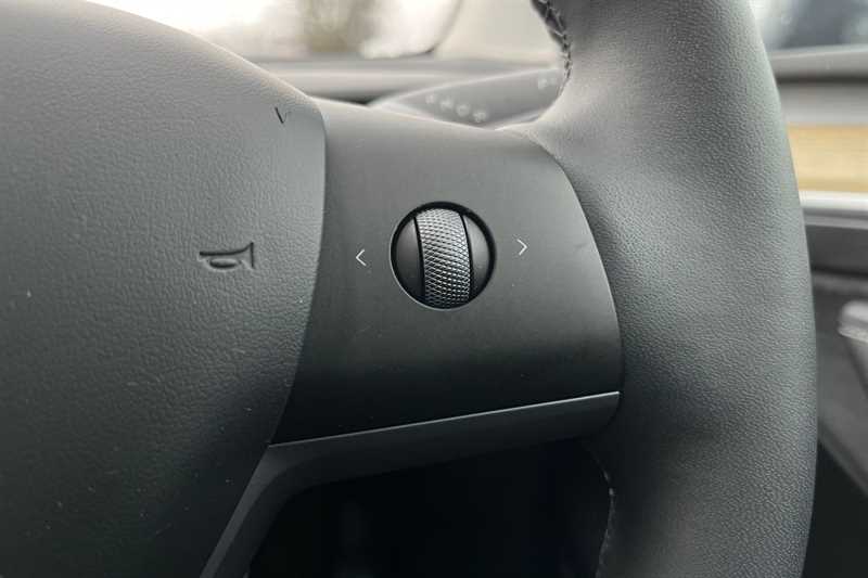 Used Tesla Model Y 2022 for sale - 77899650: Photo 22