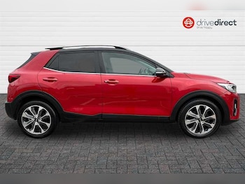 Used Kia Stonic 2018 for sale - 76298546: Photo 2