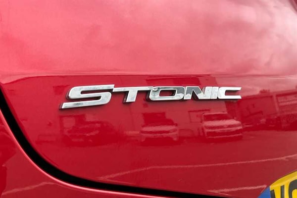 Used Kia Stonic 2018 for sale - 76298546: Photo 30