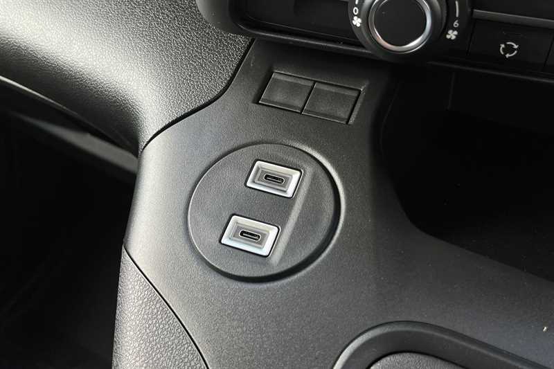 Used Vauxhall Combo 2024 for sale - 75743448: Photo 18