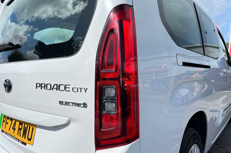 Used Toyota PROACE CITY Verso 2025 for sale - 75861368: Photo 32