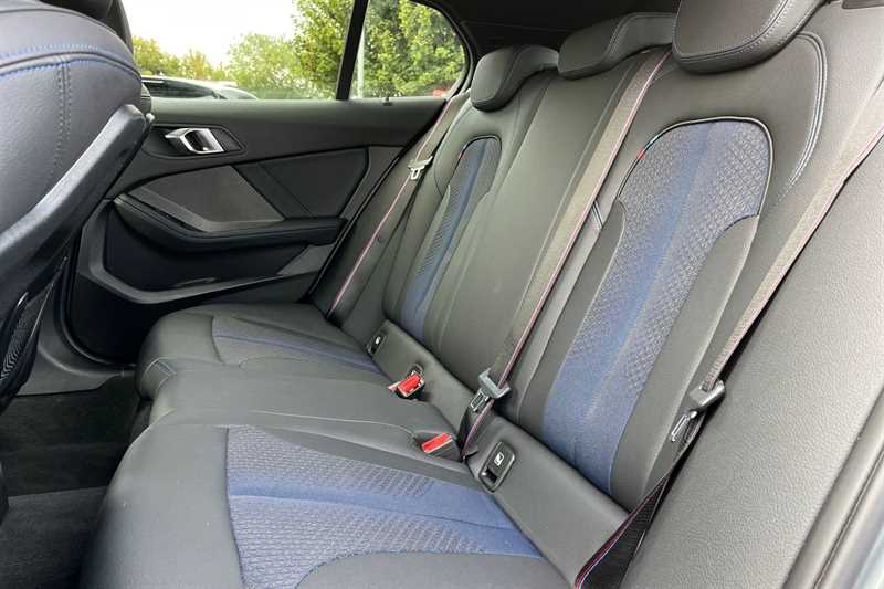 Used BMW 1 Series 2024 for sale - 76844347: Photo 24