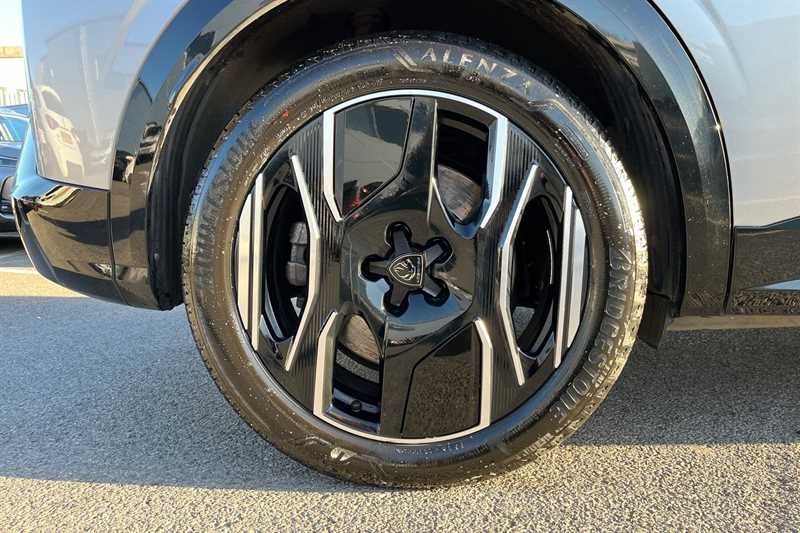 Used Peugeot 3008 2024 for sale - 76930523: Photo 11