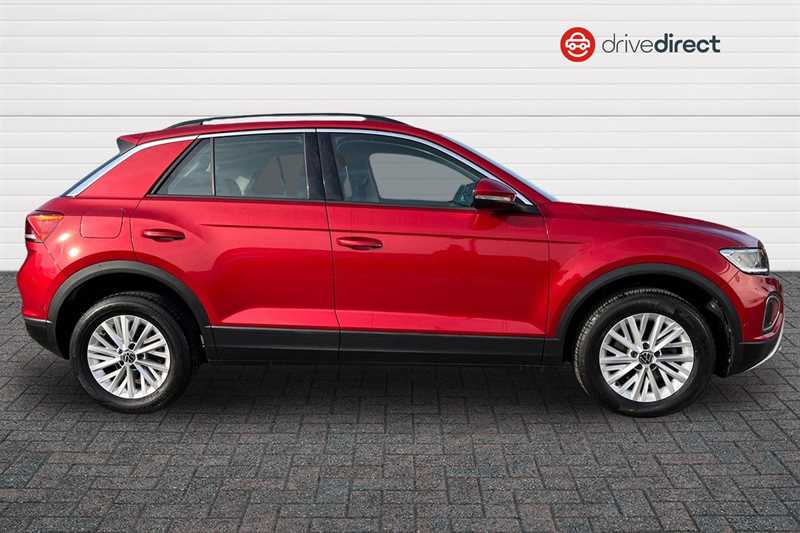 Used Volkswagen T-Roc 2023 for sale - 78130972: Photo 2