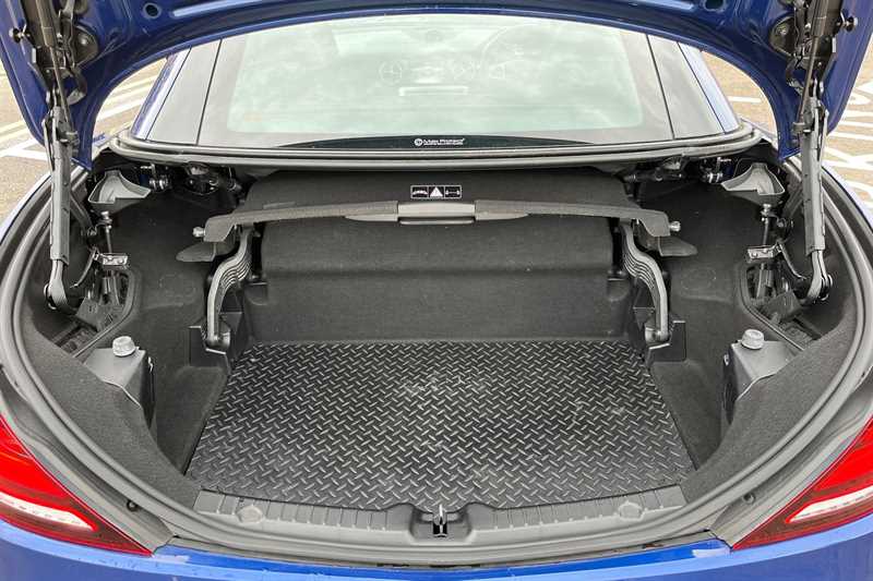 Used Mercedes-Benz SLC 2016 for sale - 76944615: Photo 25