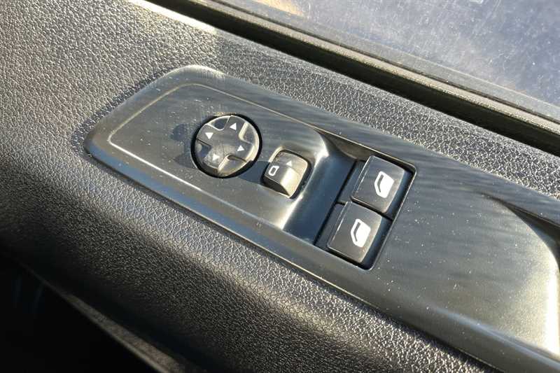 Used Vauxhall Vivaro 2023 for sale - 76852854: Photo 16