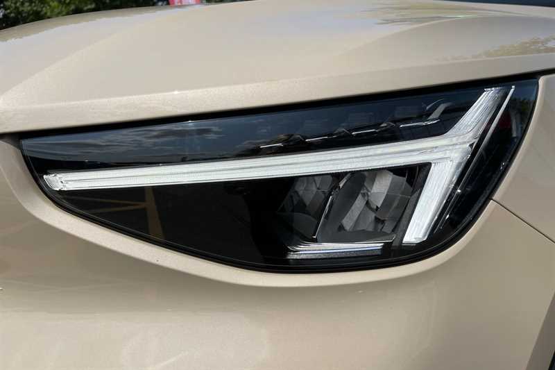 Used Volvo XC40 2025 for sale - 76525399: Photo 29