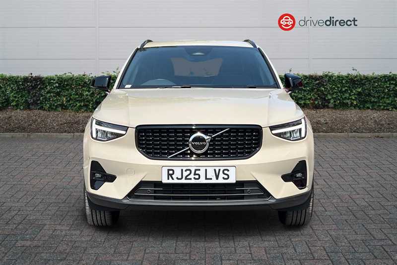 Used Volvo XC40 2025 for sale - 76525399: Photo 8