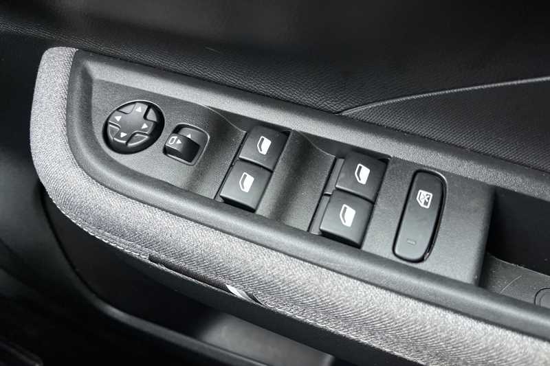 Used Vauxhall Frontera Electric for sale - 78217055: Photo 16