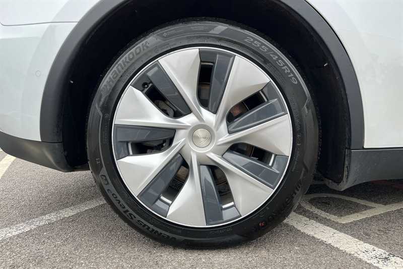 Used Tesla Model Y 2022 for sale - 76444141: Photo 11