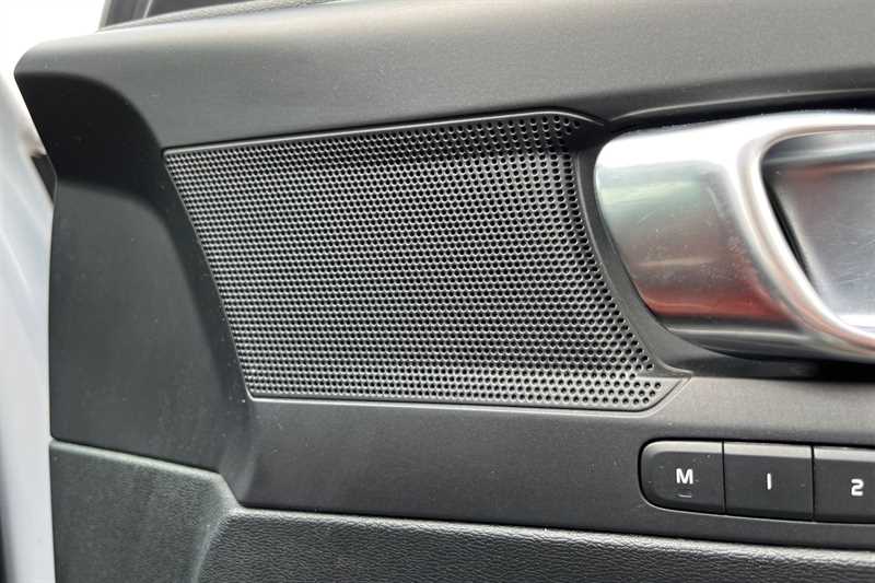 Used Volvo XC40 2020 for sale - 76443827: Photo 27