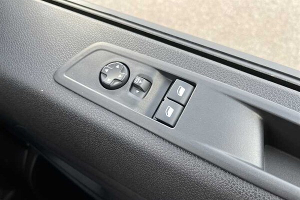 Used Vauxhall Vivaro 2024 for sale - 76016168: Photo 16