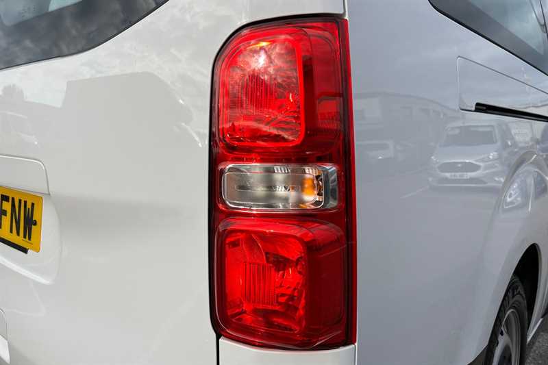 Used Vauxhall Vivaro Life 2024 for sale - 77310287: Photo 32