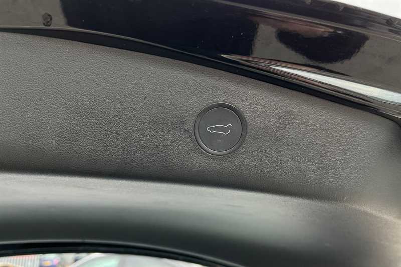 Used Tesla Model 3 2021 for sale - 76443871: Photo 40