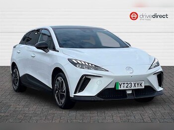 64kWh Trophy Long Range Hatchback 5dr Electric Auto (203 ps)