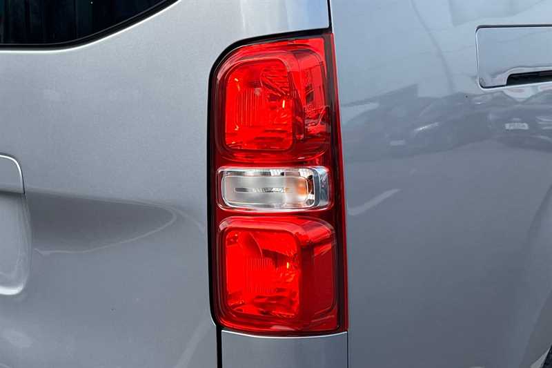 Used Vauxhall Vivaro Life 2023 for sale - 77843860: Photo 32