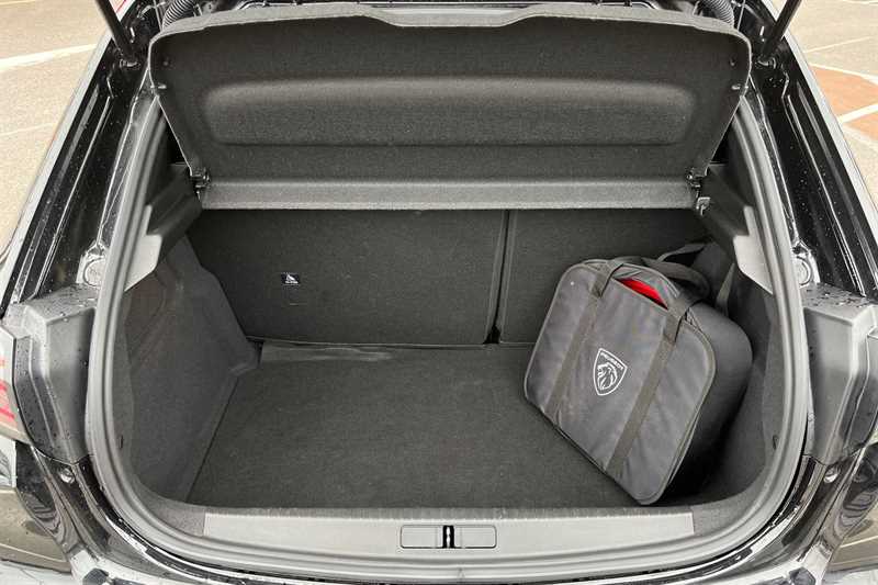 Used Peugeot 208 2024 for sale - 77772637: Photo 25