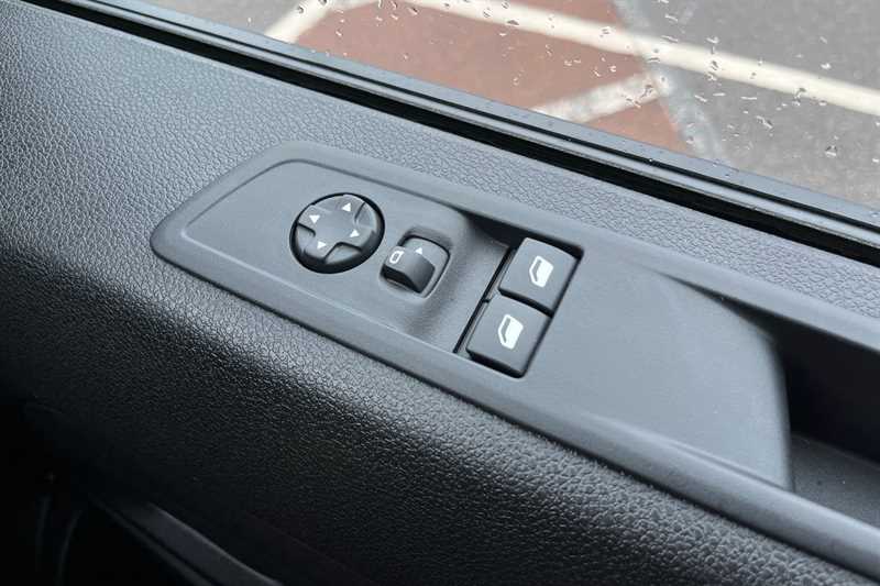 Used Vauxhall Vivaro Life 2025 for sale - 76462511: Photo 16