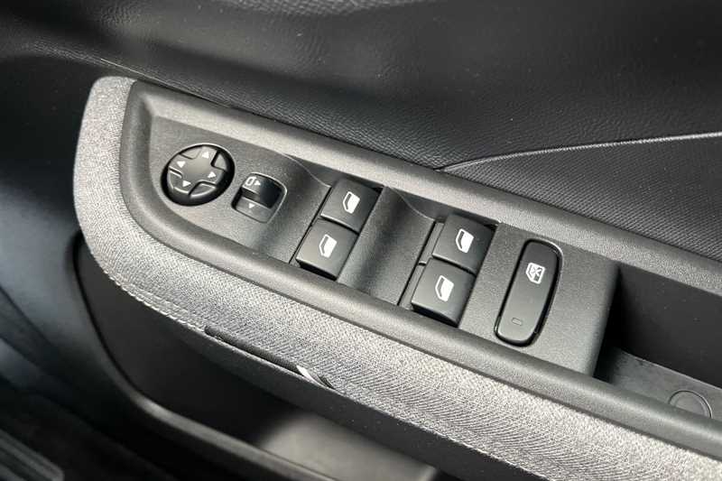 Used Vauxhall Frontera 2025 for sale - 77401858: Photo 16