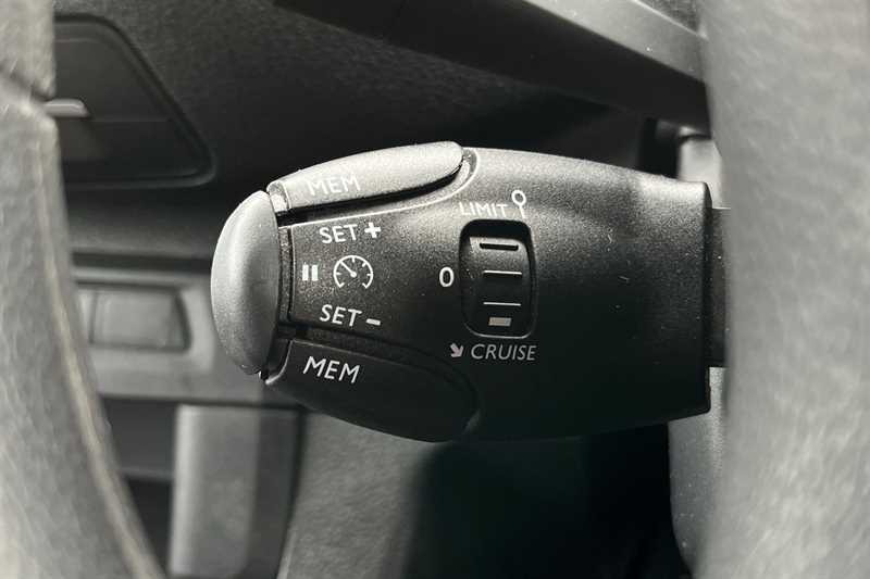 Used Vauxhall Vivaro 2024 for sale - 78130877: Photo 21