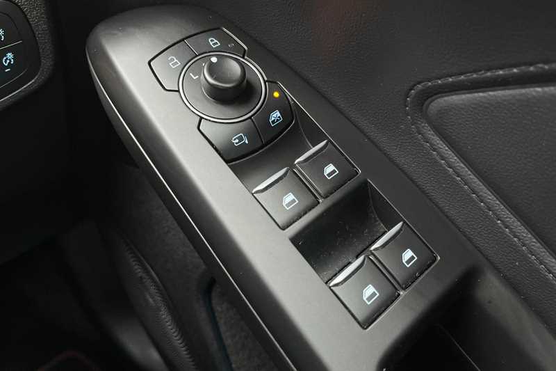 Used Ford Focus 2022 for sale - 76967013: Photo 16