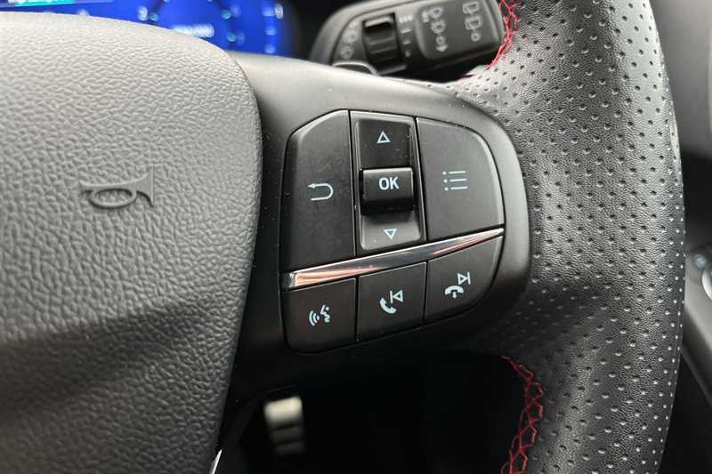 Used Ford Focus 2022 for sale - 76967013: Photo 22