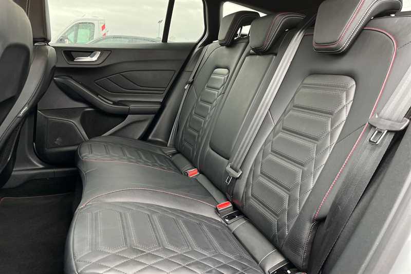 Used Ford Focus 2022 for sale - 76967013: Photo 24