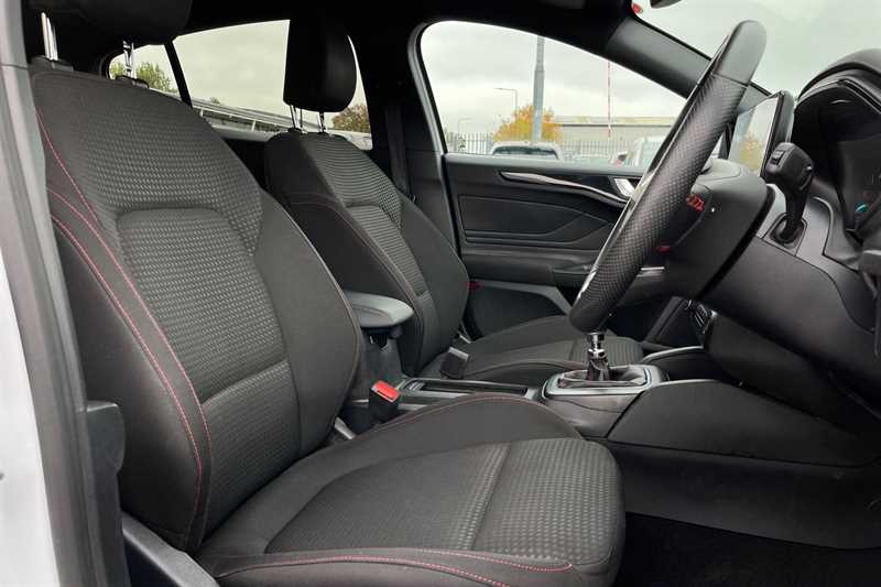 Used Ford Focus 2023 for sale - 76463624: Photo 23