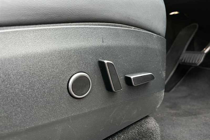 Used Tesla Model Y 2022 for sale - 76443781: Photo 26