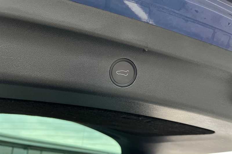 Used Tesla Model Y 2022 for sale - 76443781: Photo 39