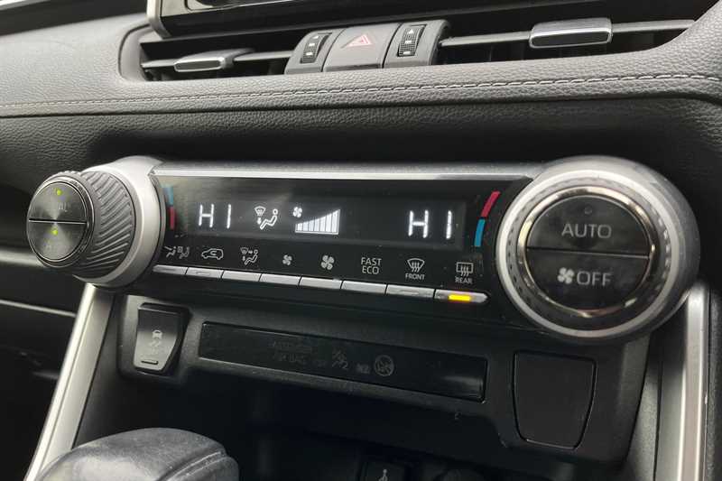 Used Toyota RAV4 2022 for sale - 76124962: Photo 15
