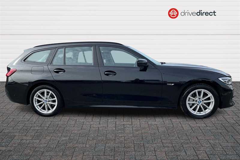 Used BMW 3 Series 2021 for sale - 78050940: Photo 2