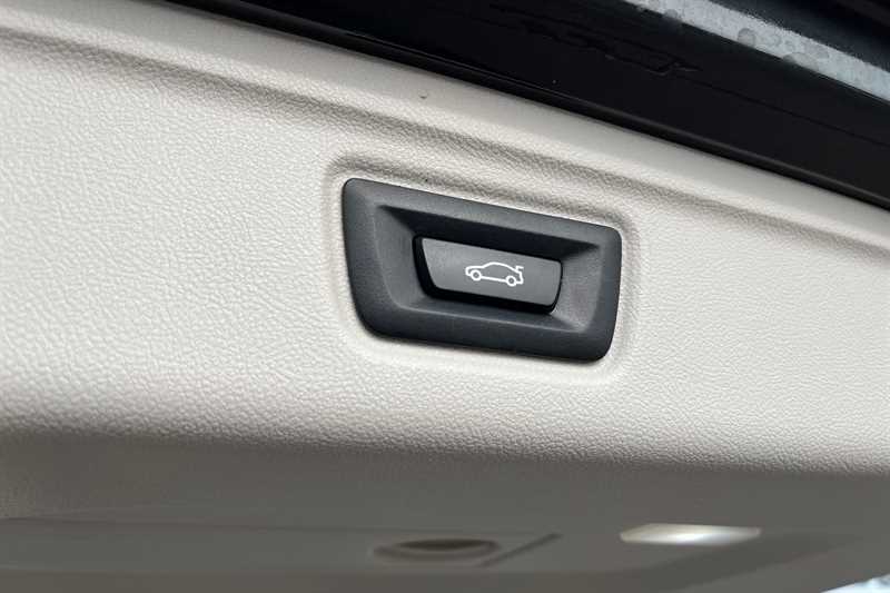 Used BMW 3 Series 2021 for sale - 78050940: Photo 39