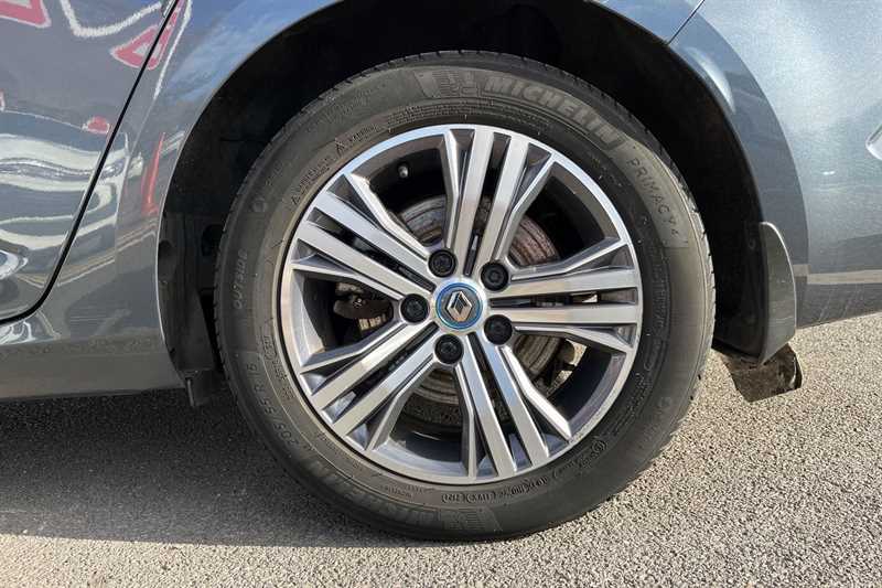 Used Renault Megane 2022 for sale - 76530539: Photo 10